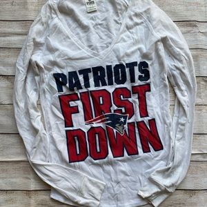 Pink Victoria’s Secret patriot thermal size large